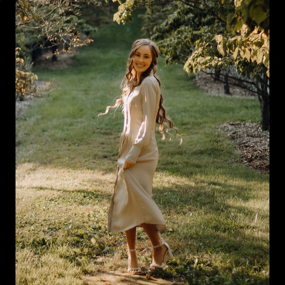 Meet your Posher, Nadalyn - Picture 3 of 8